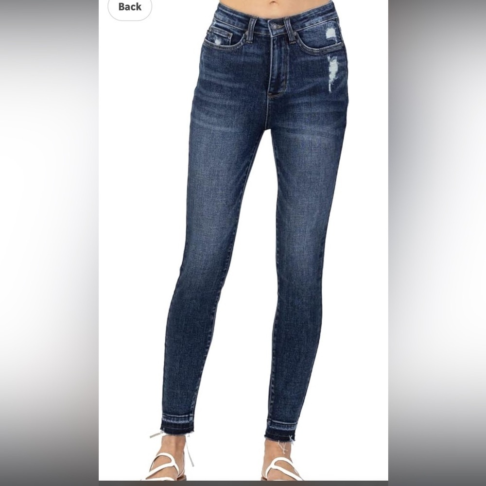 Judy blue Classic Blue Women's Jeans with raw hem 88417 size 13/31 - Picture 2 of 3